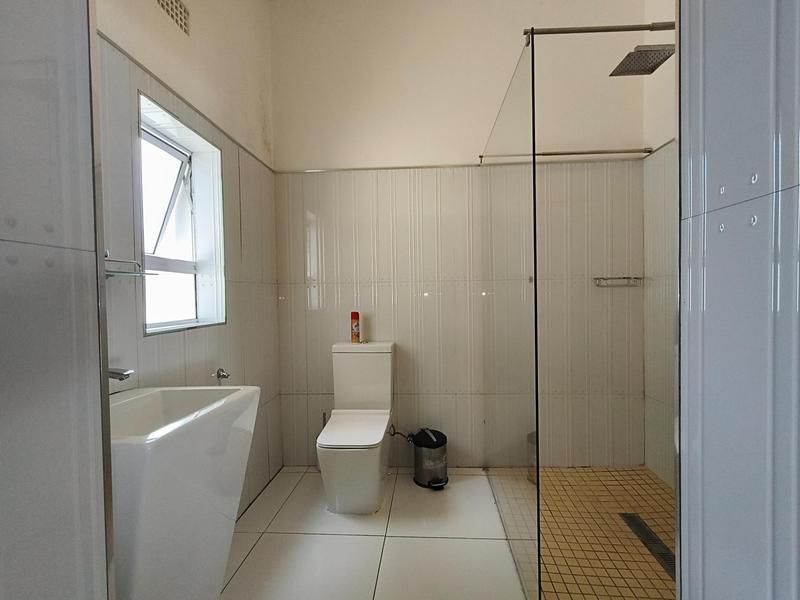 To Let Commercial Property for Rent in Mthata Eastern Cape
